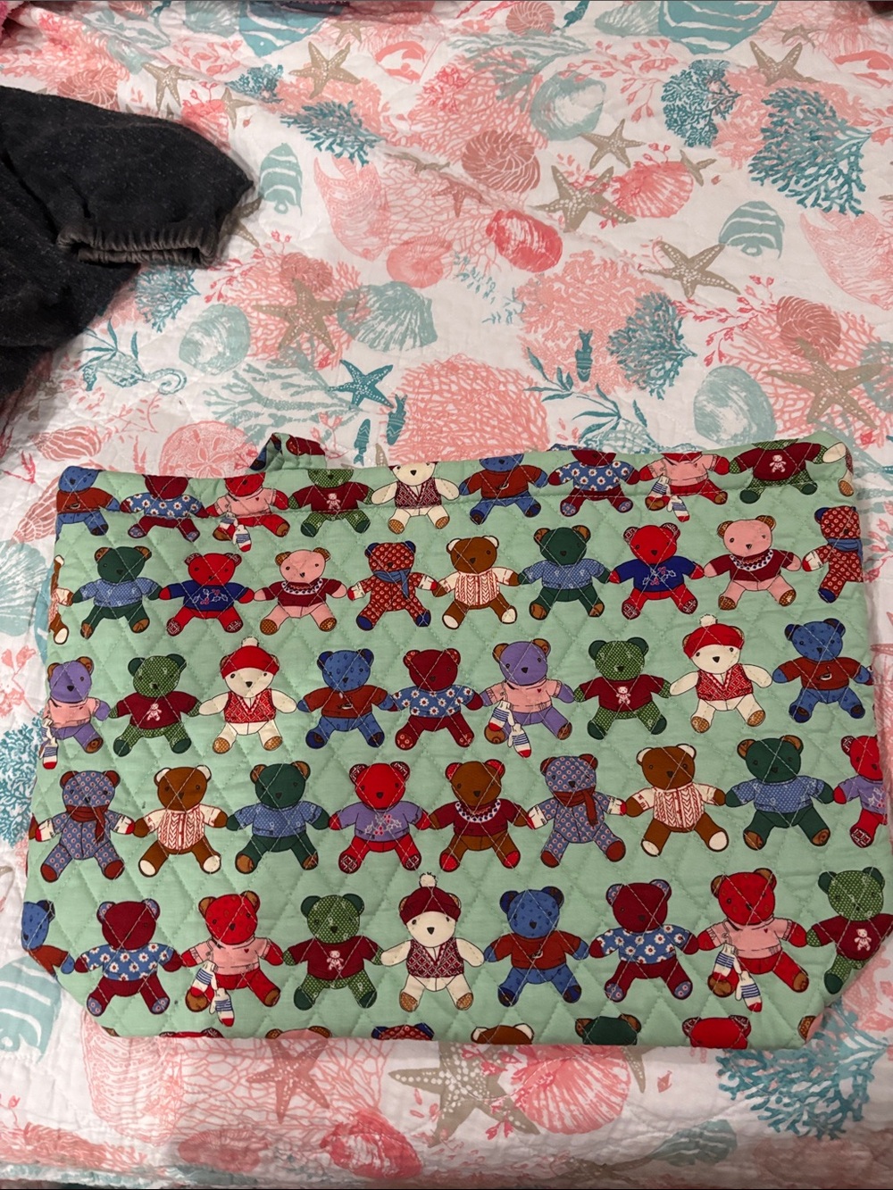 Vera Bradley east west tote in toasty teddies
